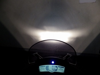 トリシティ カスタム ヘッドライト LED 25.jpg